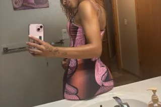 last day here deals is posted 💋 book til noon today 2/28 - Image 1